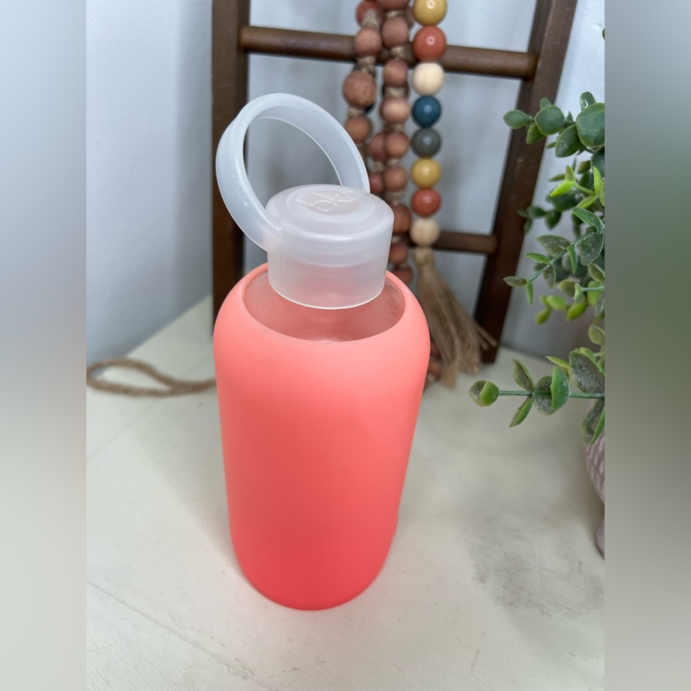 BKR 16oz Glass Water Bottle with Pink Silicone Sleeve